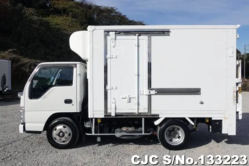 2007 Isuzu / Elf Stock No. 133223