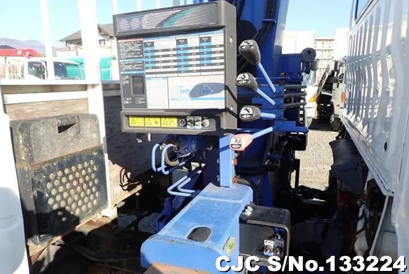 2010 Hino / Dutro Stock No. 133224