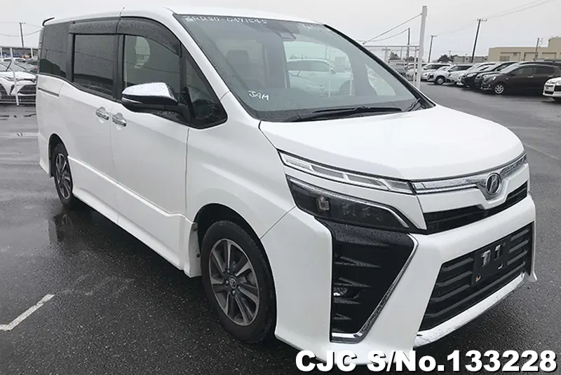 2018 Toyota / Voxy Stock No. 133228
