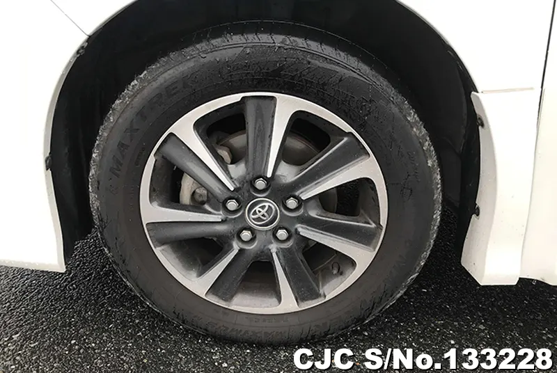 2018 Toyota / Voxy Stock No. 133228