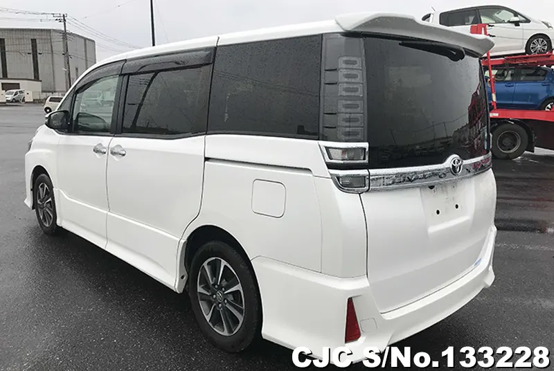 2018 Toyota / Voxy Stock No. 133228