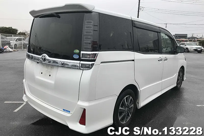 2018 Toyota / Voxy Stock No. 133228