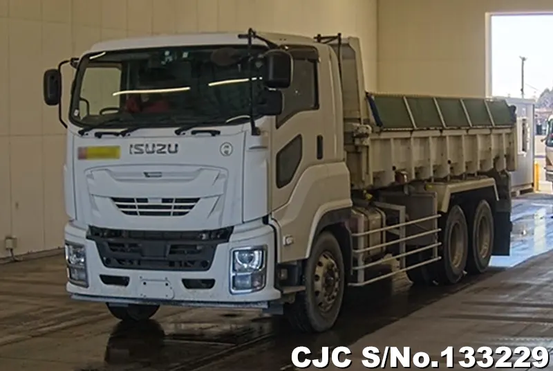 2017 Isuzu / Giga Stock No. 133229