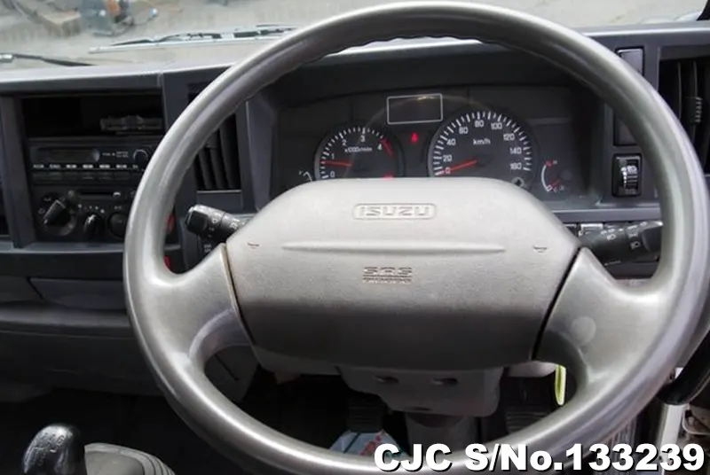 2009 Isuzu / Elf Stock No. 133239
