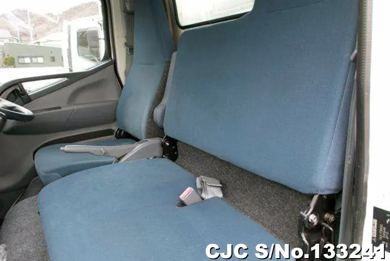 2015 Mitsubishi / Canter Stock No. 133241