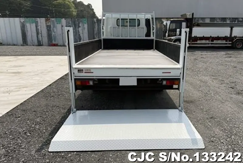 2016 Mitsubishi / Canter Stock No. 133242