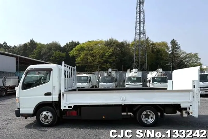 2016 Mitsubishi / Canter Stock No. 133242