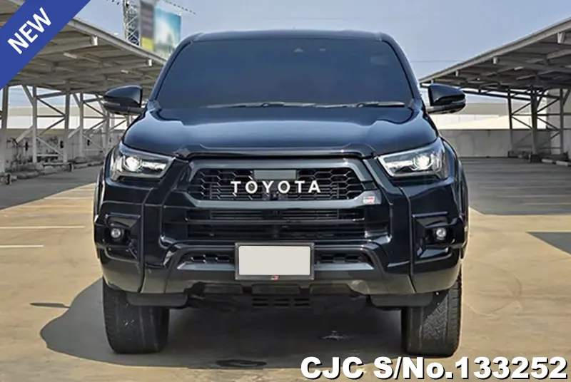 Toyota Hilux in Black for Sale Image 4