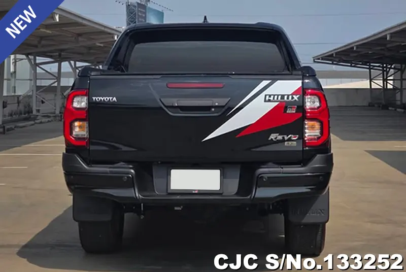 2023 Toyota / Hilux / Revo Stock No. 133252