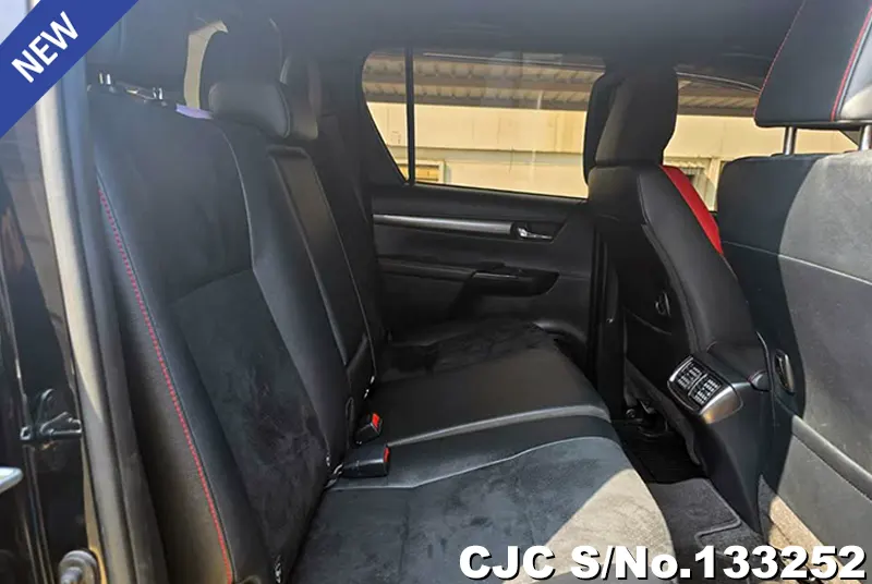 Toyota Hilux in Black for Sale Image 10