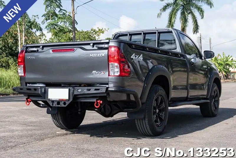 2020 Toyota / Hilux / Revo Stock No. 133253