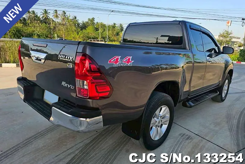 2018 Toyota / Hilux / Revo Stock No. 133254