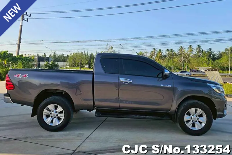2018 Toyota / Hilux / Revo Stock No. 133254