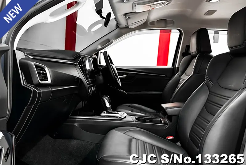 Isuzu D-Max in White for Sale Image 7