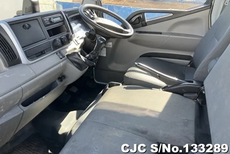 2020 Mitsubishi / Canter Stock No. 133289