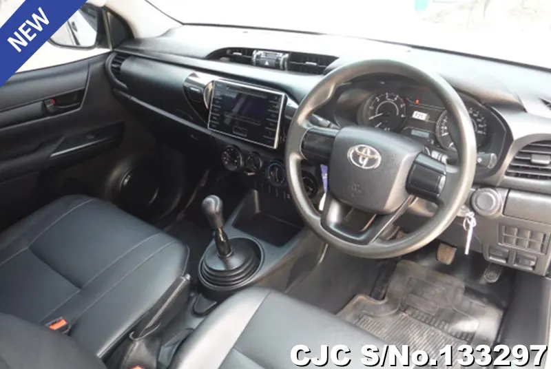 2020 Toyota / Hilux / Revo Stock No. 133297