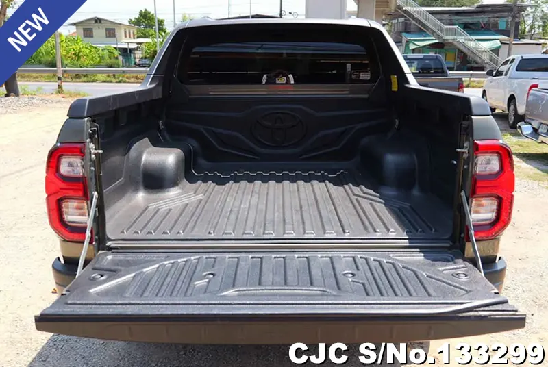 2021 Toyota / Hilux / Revo Rocco Stock No. 133299