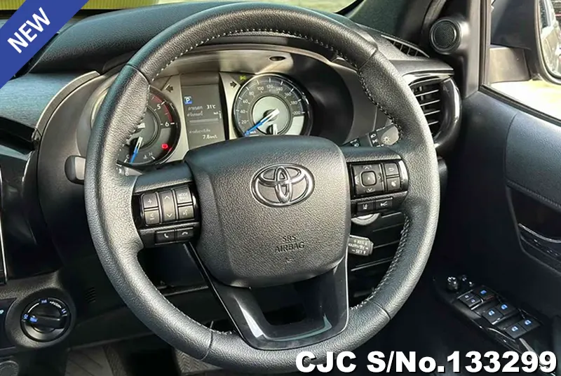 2021 Toyota / Hilux / Revo Rocco Stock No. 133299