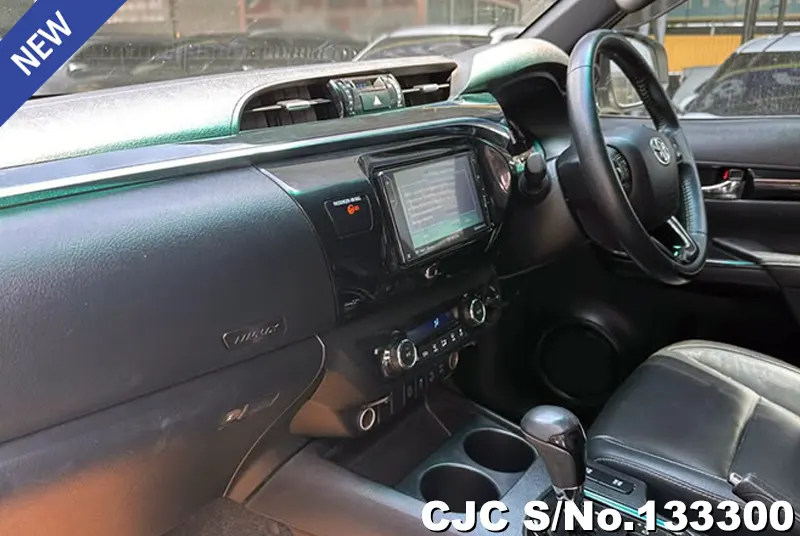 2019 Toyota / Hilux / Revo Rocco Stock No. 133300