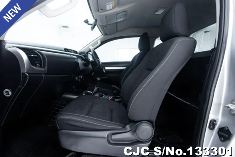 2021 Toyota / Hilux / Revo Stock No. 133301