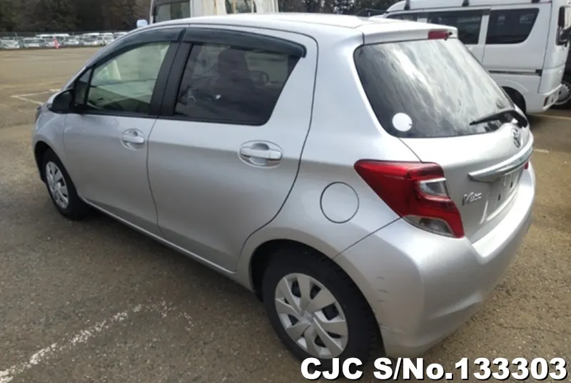 2016 Toyota / Vitz Stock No. 133303