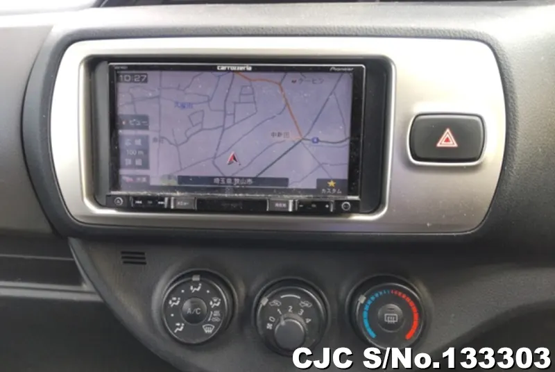 2016 Toyota / Vitz Stock No. 133303