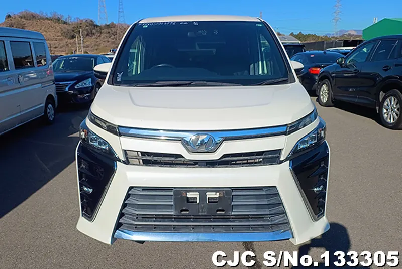 2017 Toyota / Voxy Stock No. 133305
