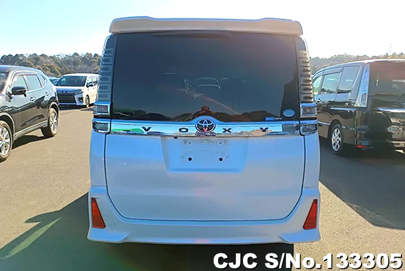2017 Toyota / Voxy Stock No. 133305
