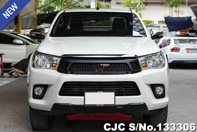 2017 Toyota / Hilux / Revo Stock No. 133306