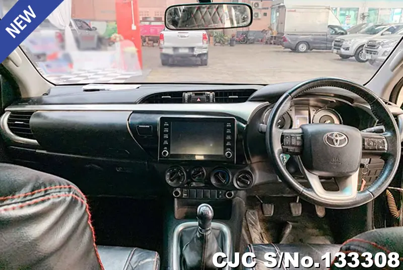 2021 Toyota / Hilux / Revo Stock No. 133308