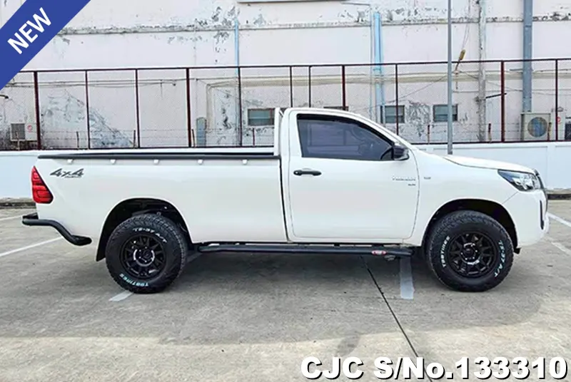 2023 Toyota / Hilux / Revo Stock No. 133310