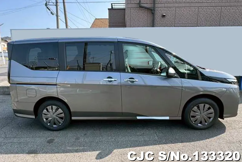 2026 Nissan / Serena Stock No. 133320