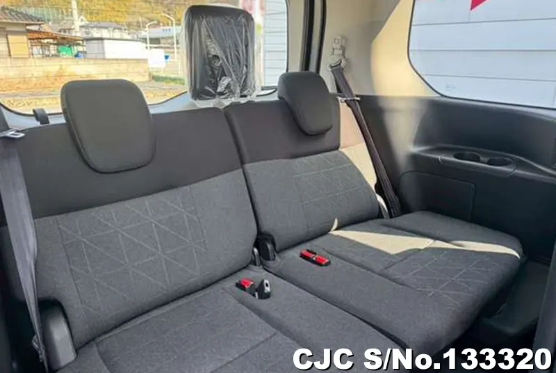 2026 Nissan / Serena Stock No. 133320