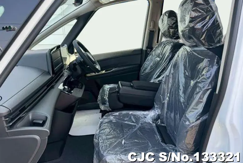 2026 Nissan / Serena Stock No. 133321