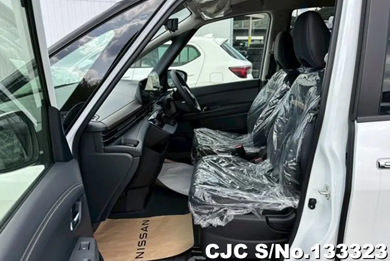 2025 Nissan / Serena Stock No. 133323