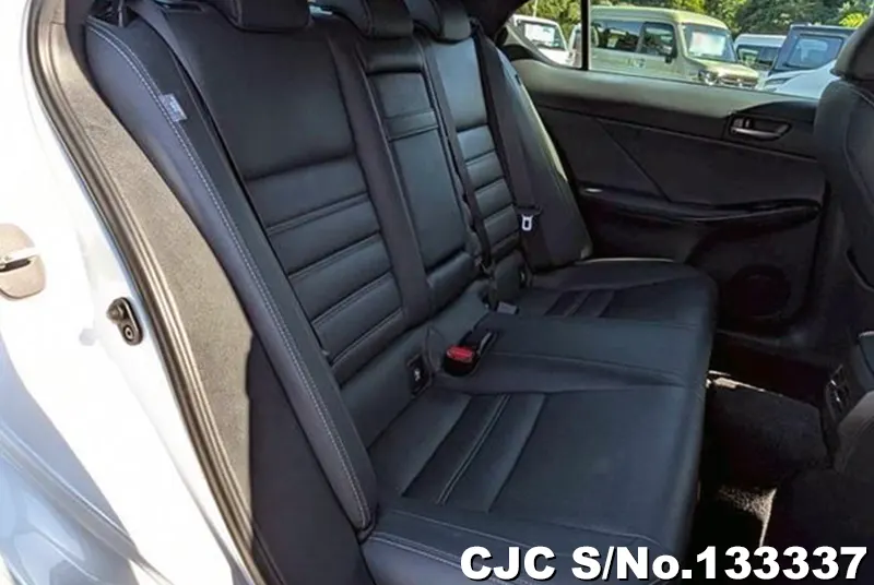 2020 Lexus / LS 300 Stock No. 133337