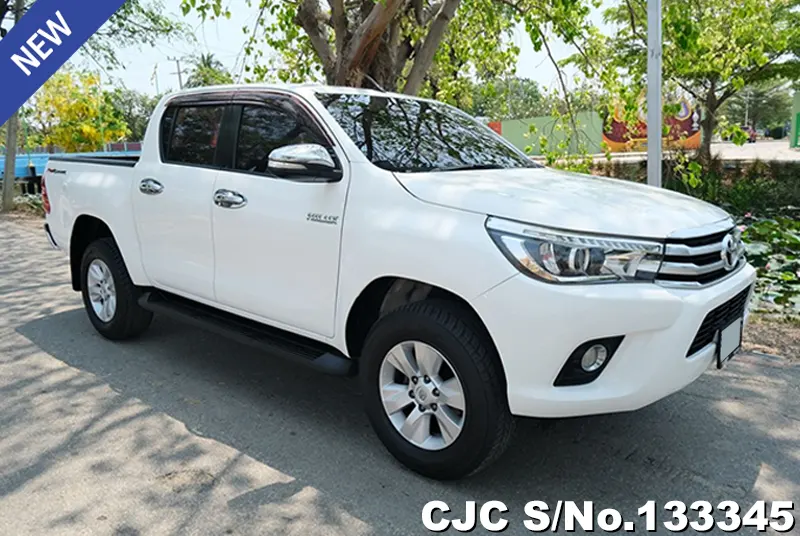 2017 Toyota / Hilux / Revo Stock No. 133345