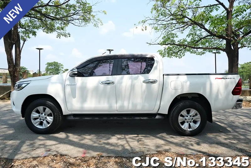 2017 Toyota / Hilux / Revo Stock No. 133345