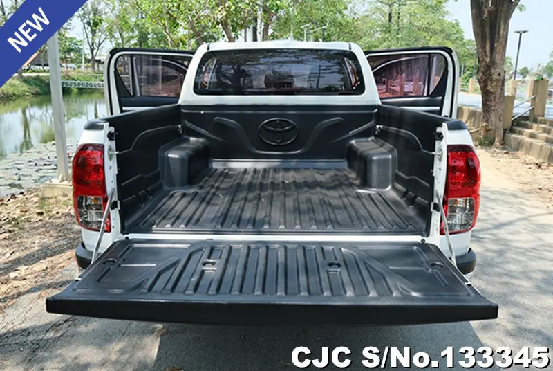 2017 Toyota / Hilux / Revo Stock No. 133345