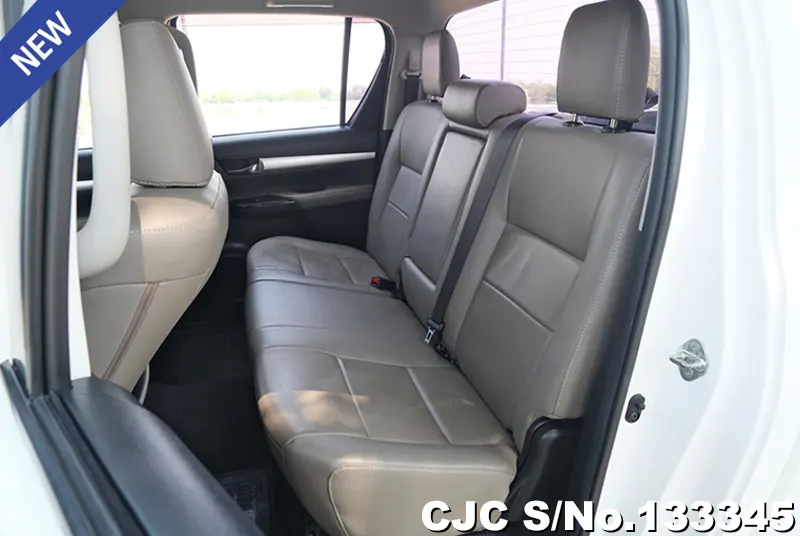 2017 Toyota / Hilux / Revo Stock No. 133345