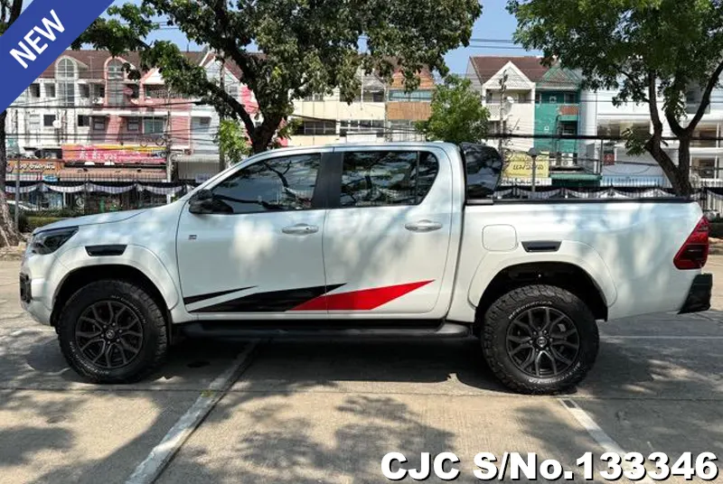 2023 Toyota / Hilux / Revo Stock No. 133346