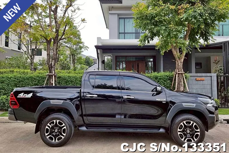 2022 Toyota / Hilux / Revo Stock No. 133351