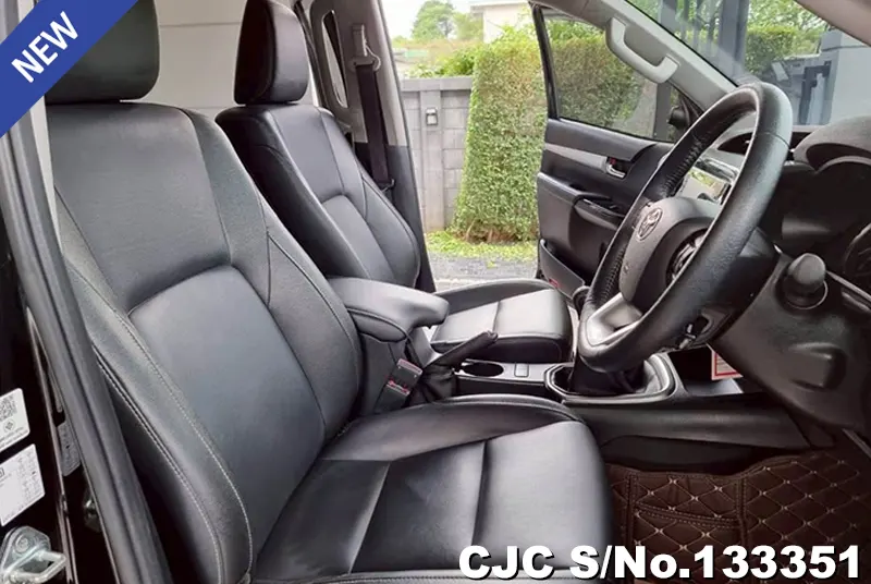 2022 Toyota / Hilux / Revo Stock No. 133351