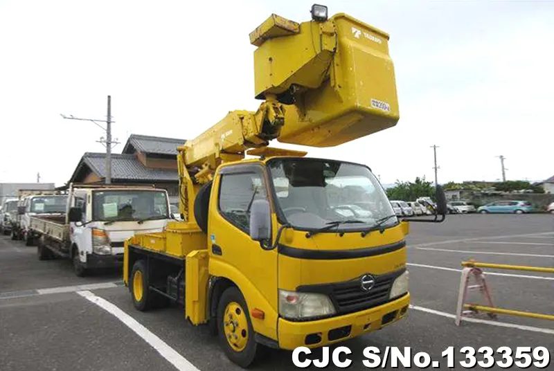 2011 Hino / Dutro Stock No. 133359