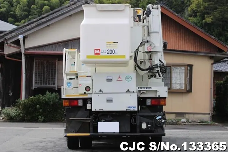 2017 Hino / Dutro Stock No. 133365