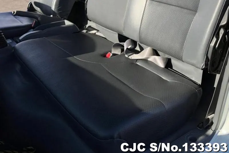 2013 Isuzu / Elf Stock No. 133393