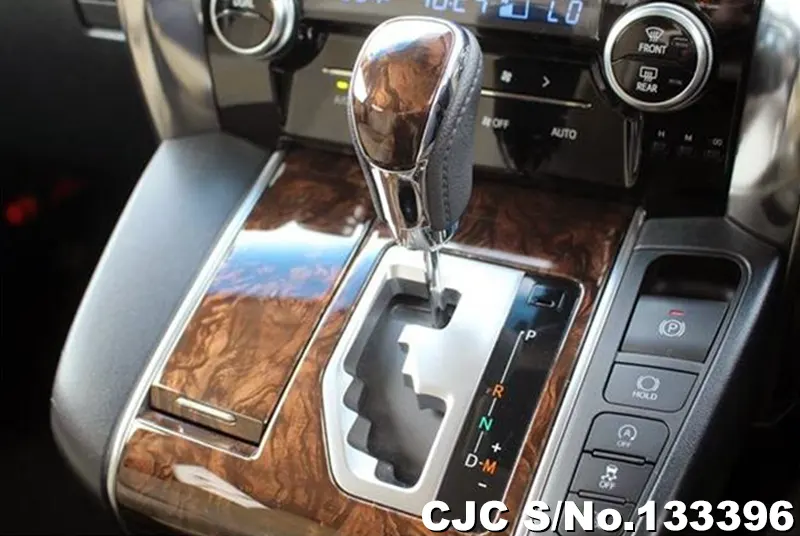 2023 Toyota / Alphard Stock No. 133396