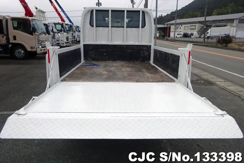 2015 Isuzu / Elf Stock No. 133398