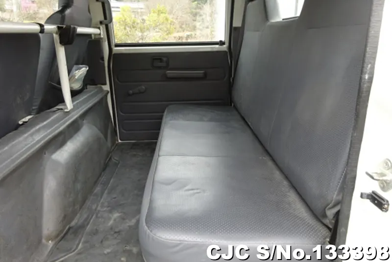 2015 Isuzu / Elf Stock No. 133398