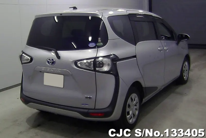 2015 Toyota / Sienta Stock No. 133405